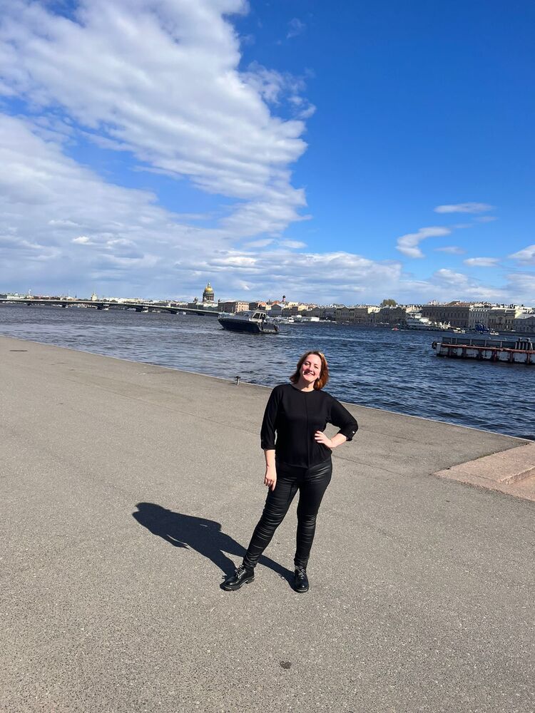  Anqing,   Krisina, 47 ,   ,   , c 