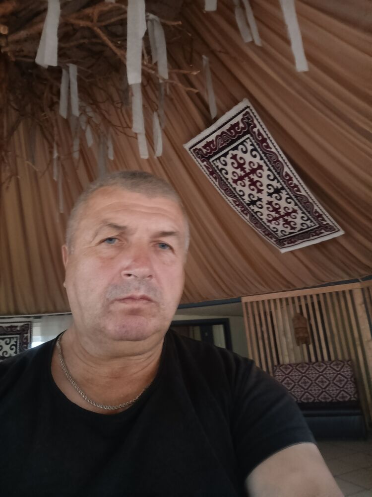  46726335  , 53 ,    