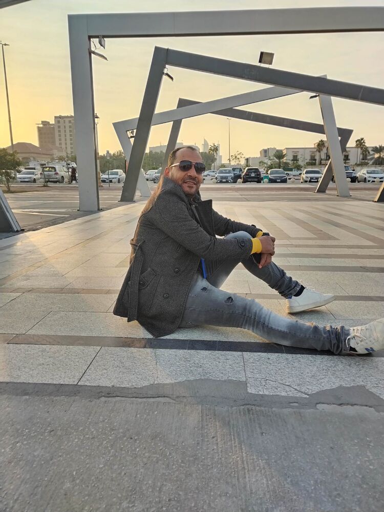  42195715  Tamer naser, 45 ,    Al Ghardaqah