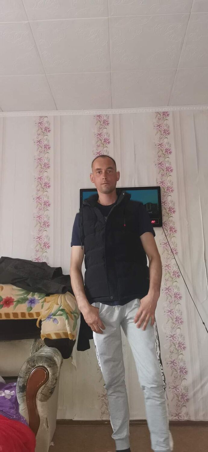  52156325  , 42 ,    -