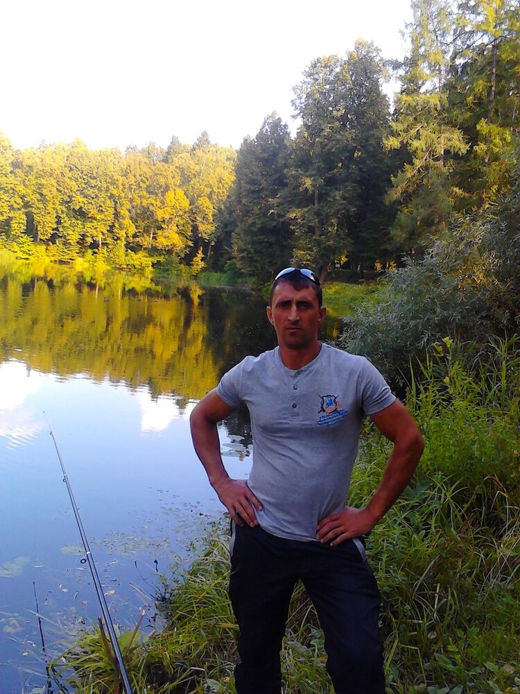  ,   Sergei, 52 ,   ,   , c 