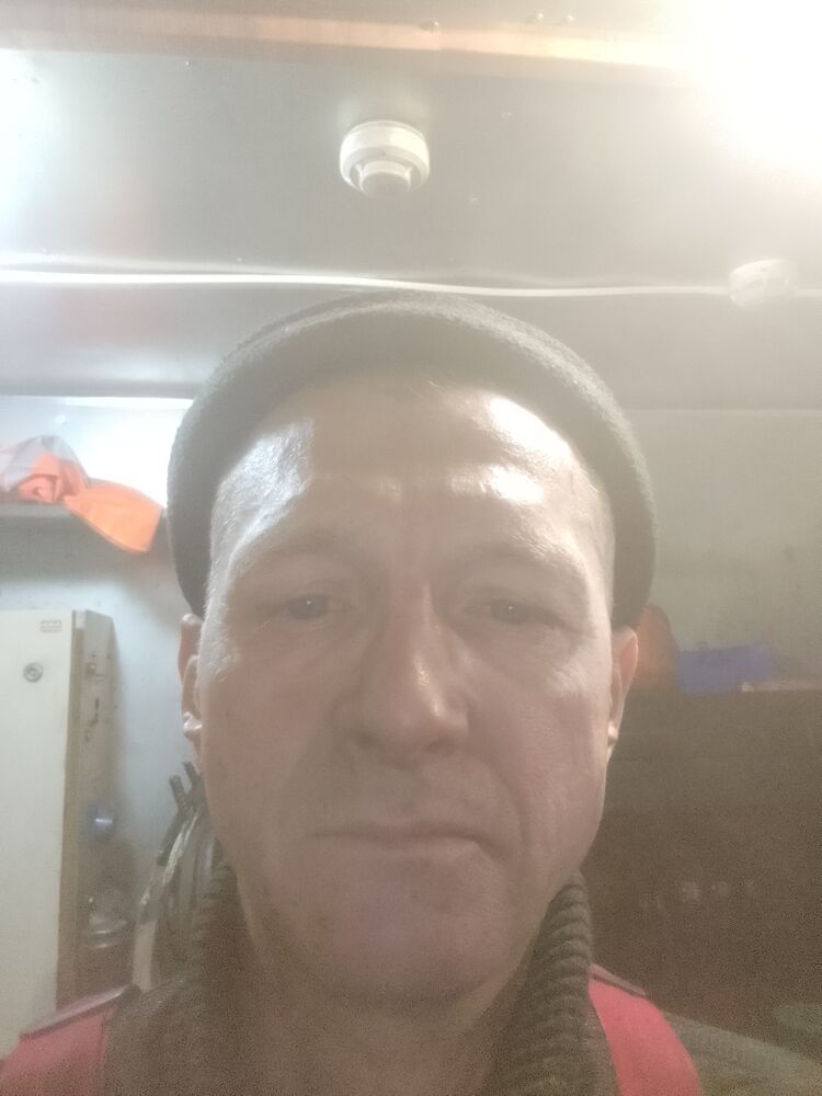  48447765  , 49 ,    