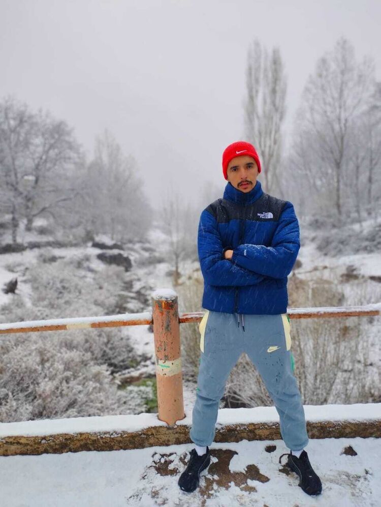  ,   Mustapha, 26 ,   ,   