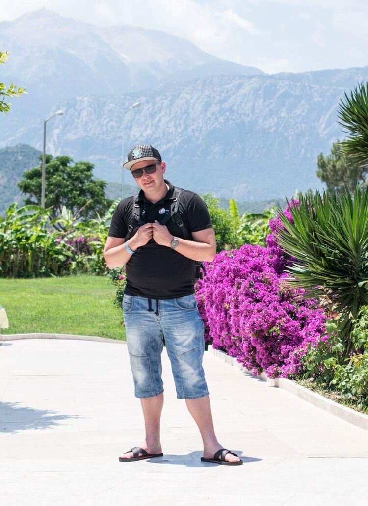  ,   Lukas, 36 ,   ,   , c 