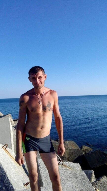  --,   , 39 ,   