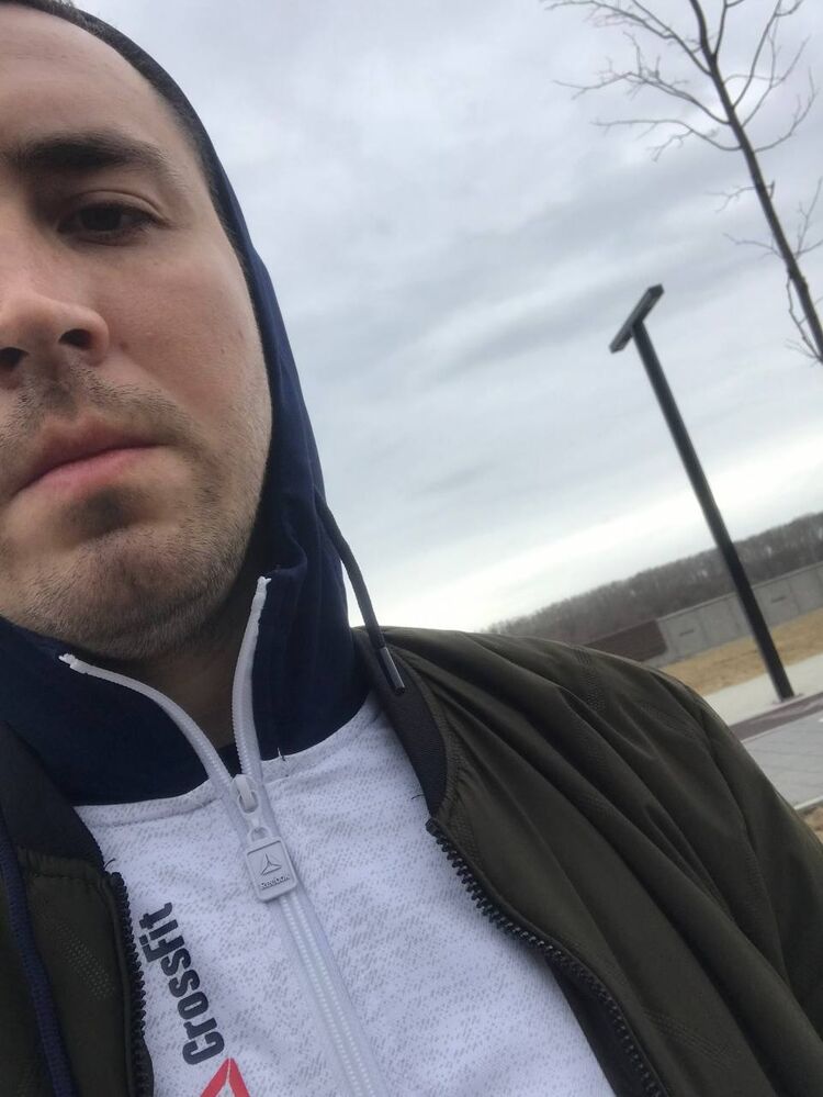  23015305  Kent, 30 ,    