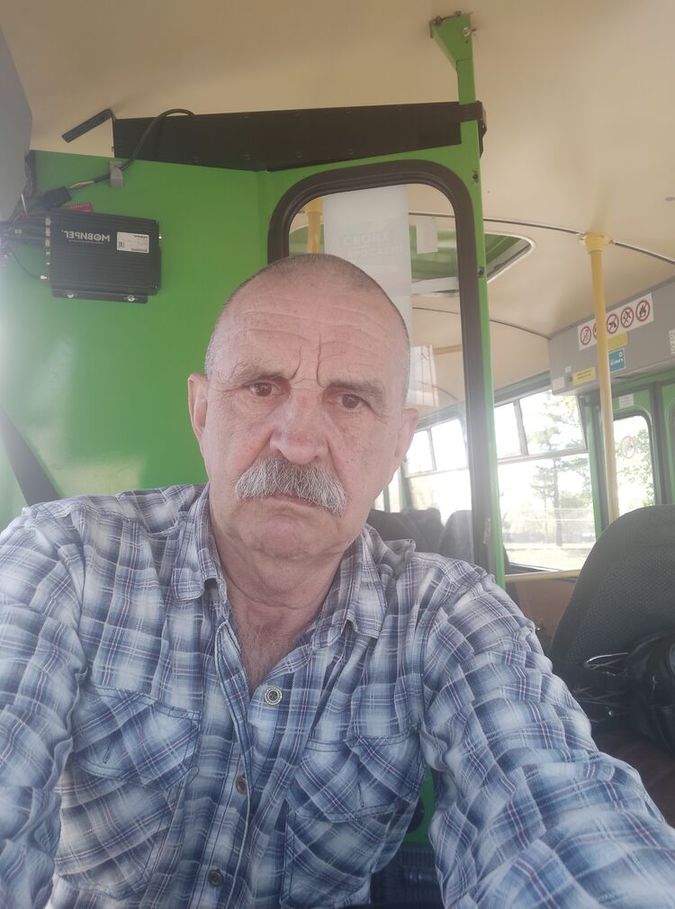  44324455  , 52 ,    