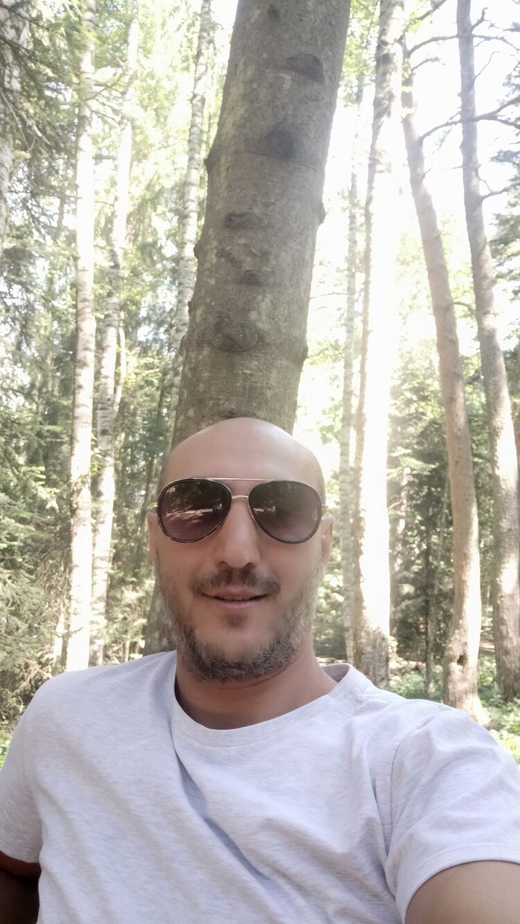  ,   Aro, 40 ,   ,   , 