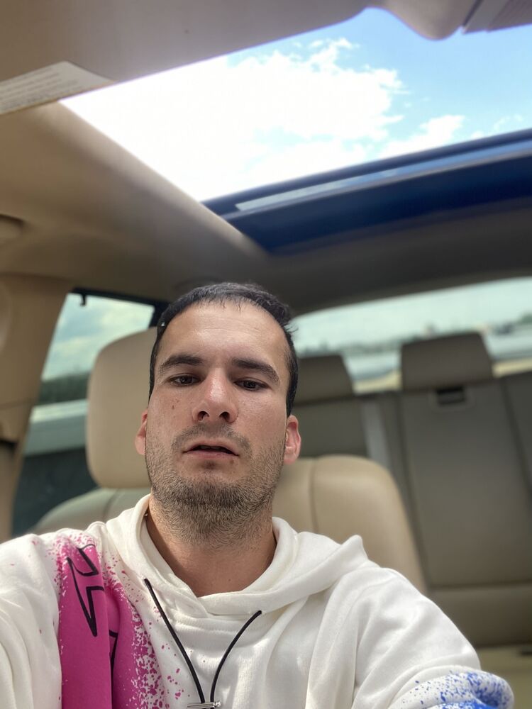  ,   Bohdan, 29 ,   ,   