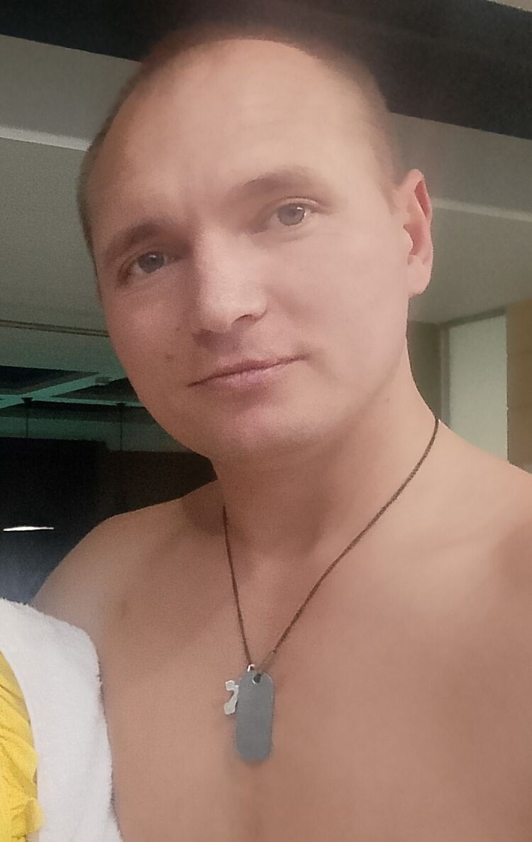  52673875  , 36 ,    