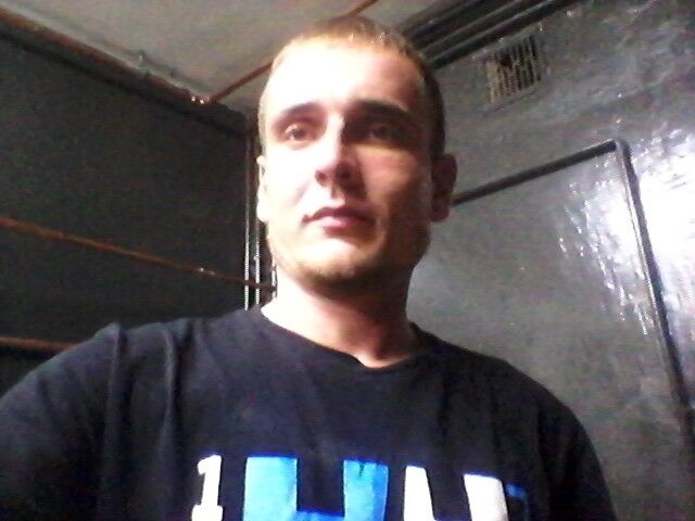  16326195  Denis, 37 ,    
