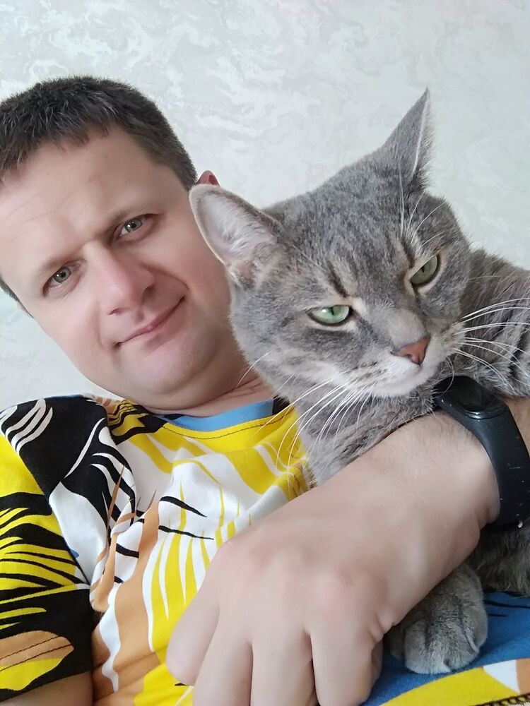  49745945  OLEG, 37 ,    