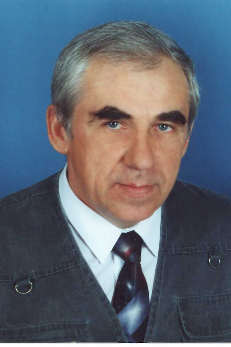  20753055  Leonid, 75 ,    