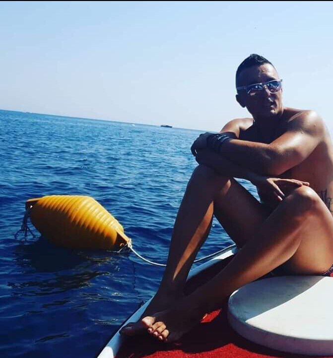  ,   Darko, 41 ,   ,   , c 