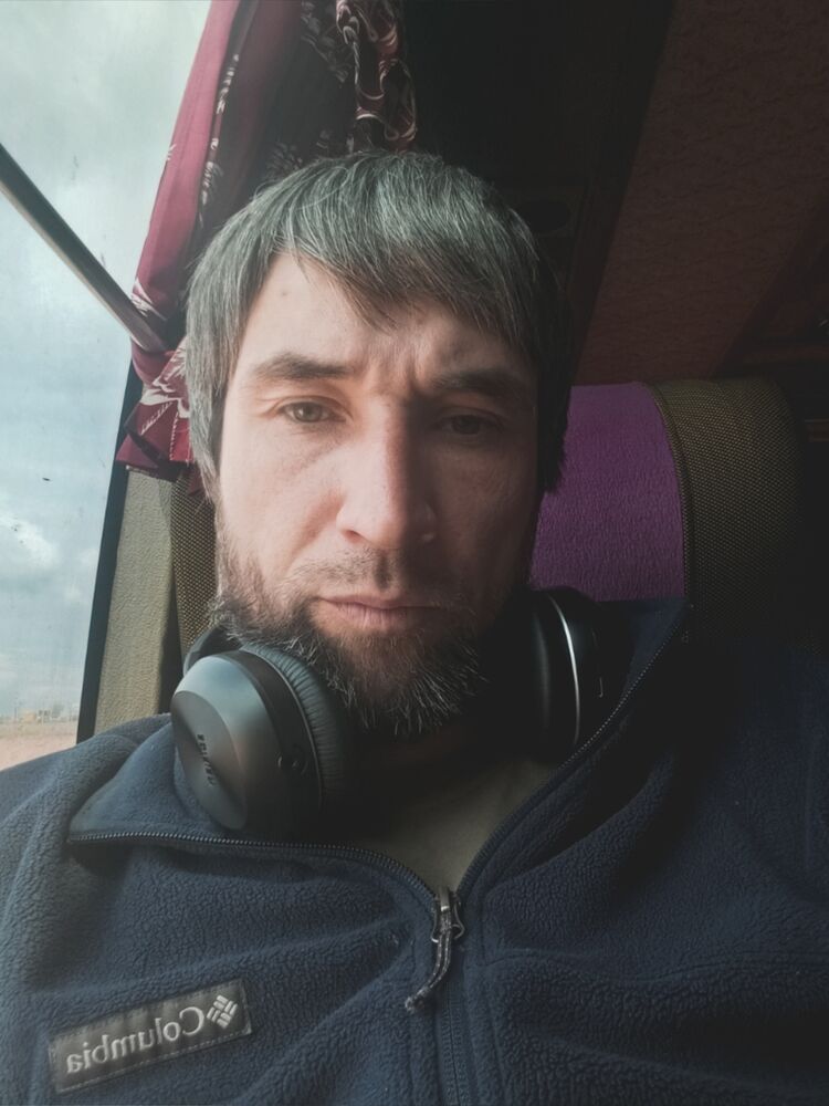  46785595  , 42 ,    