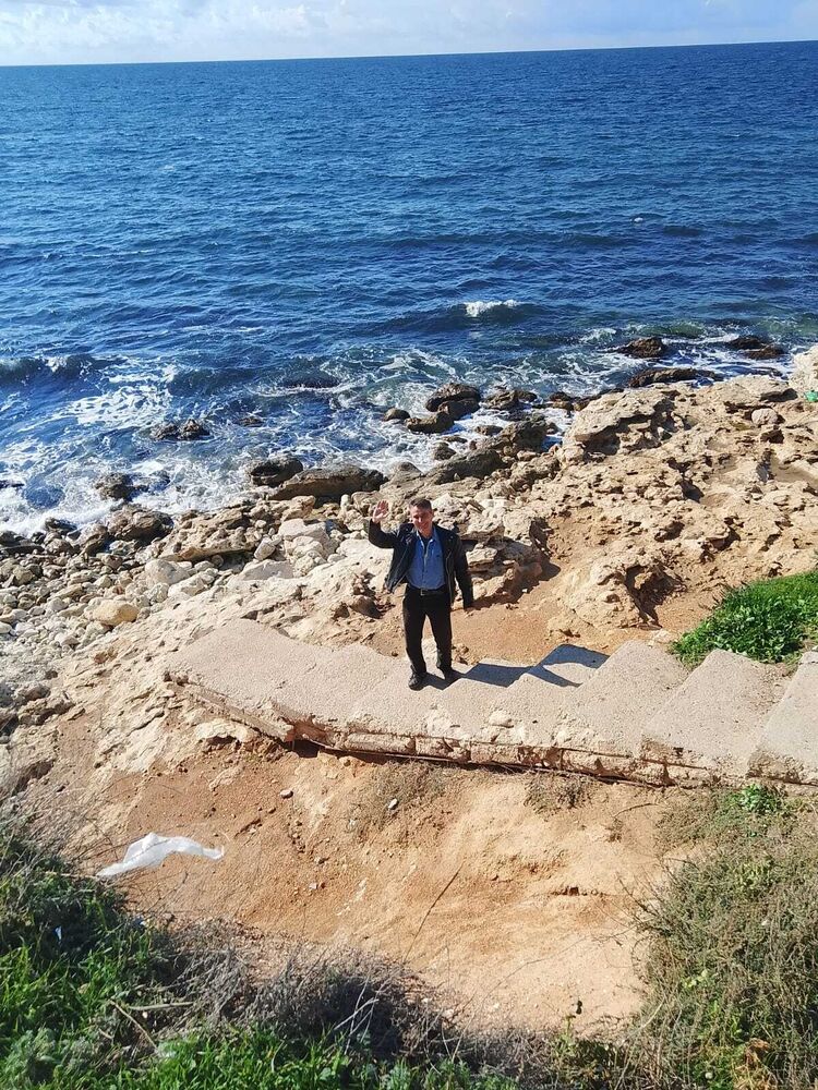  54513245  Alex, 55 ,    