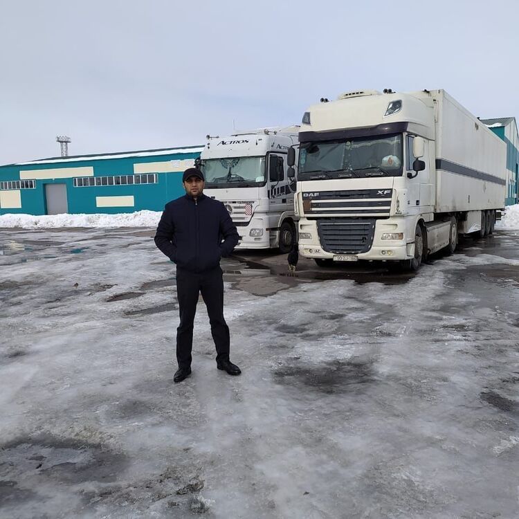  42906125  Osman, 29 ,    