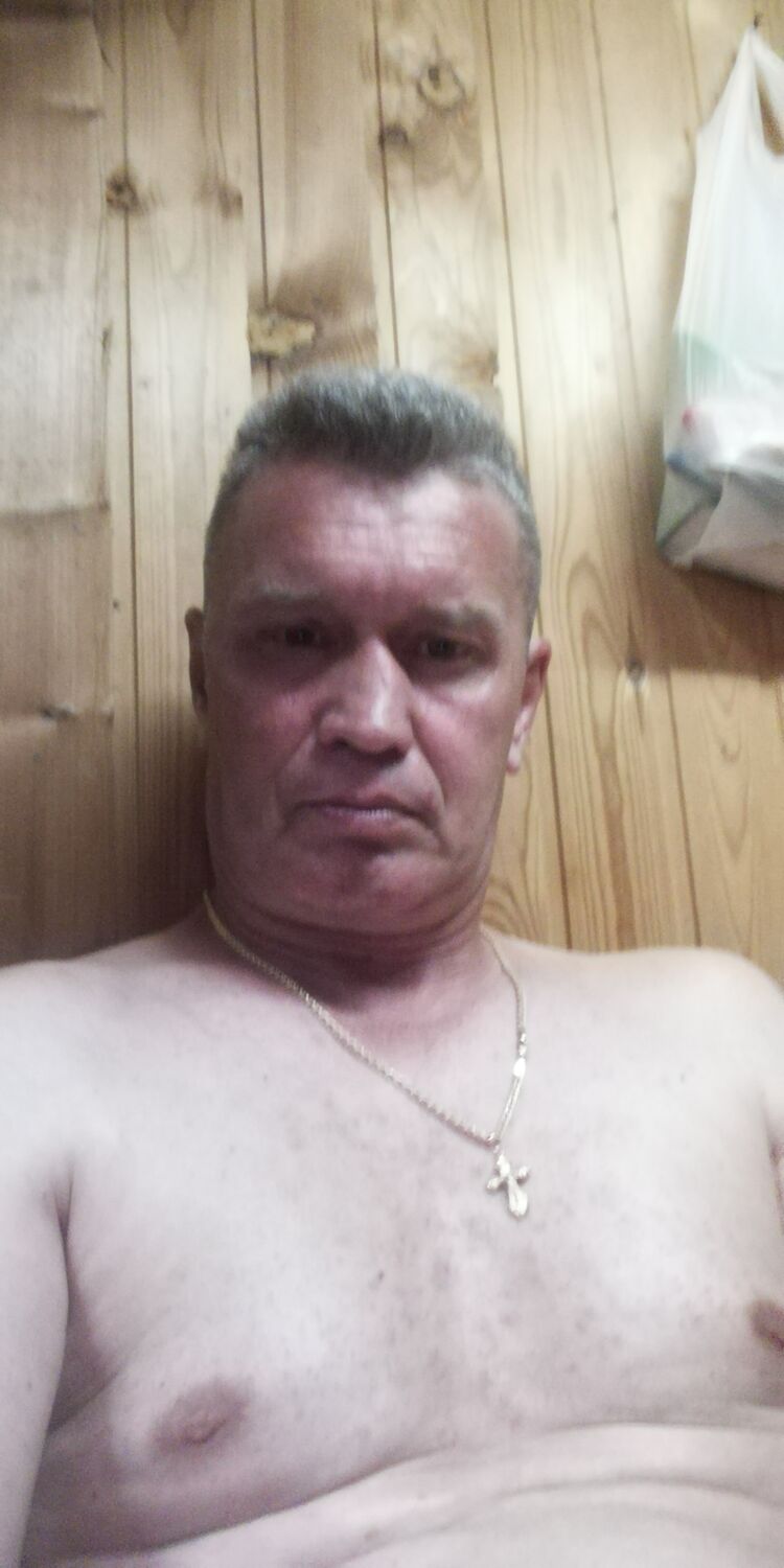  28401175  , 49 ,    