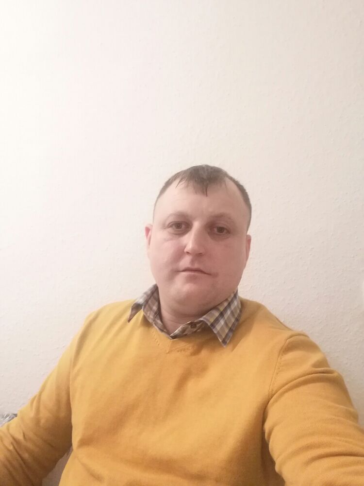  22237795  Ahmed, 41 ,    Dortmund
