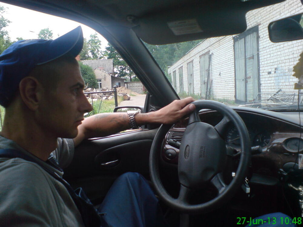  ,   Oleg, 37 ,   ,   , c 