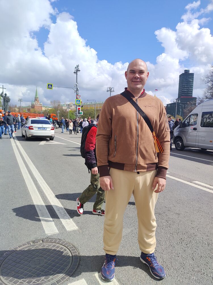  31060235  Aleksandr, 41 ,    