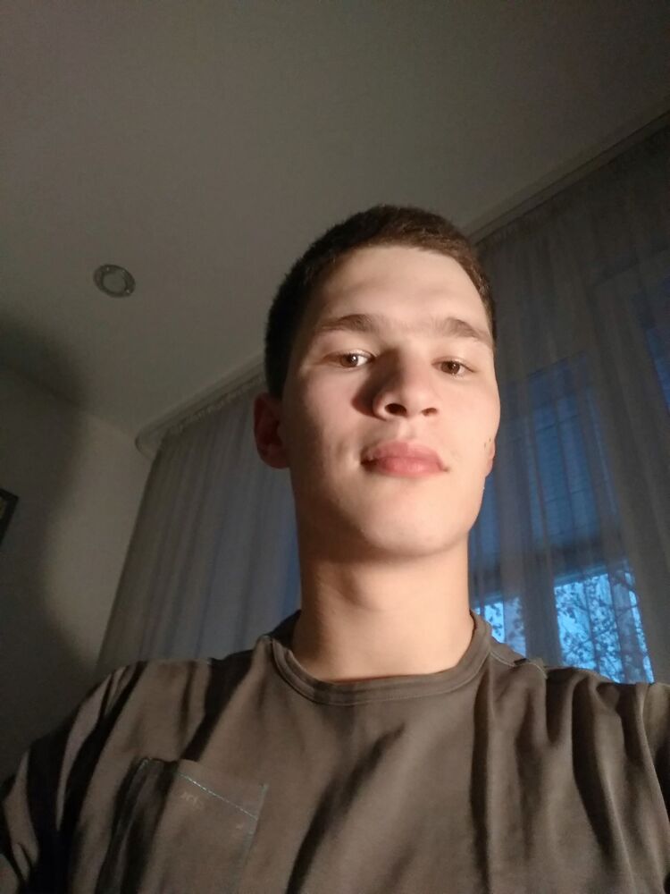  31843555  , 25 ,    
