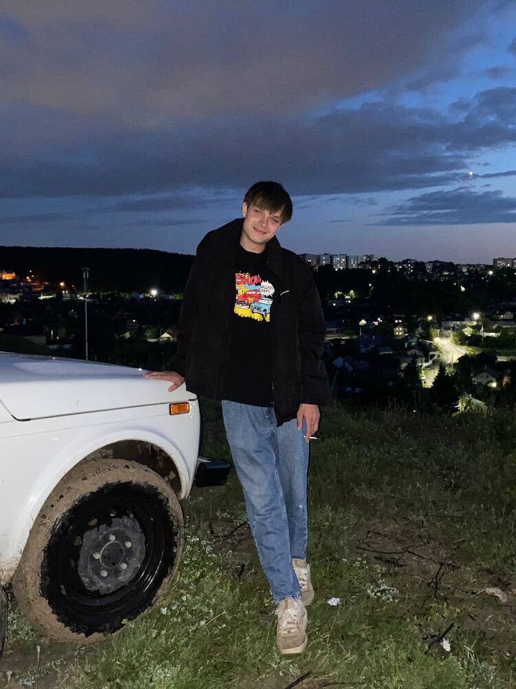  52794455  Vadim, 24 ,    