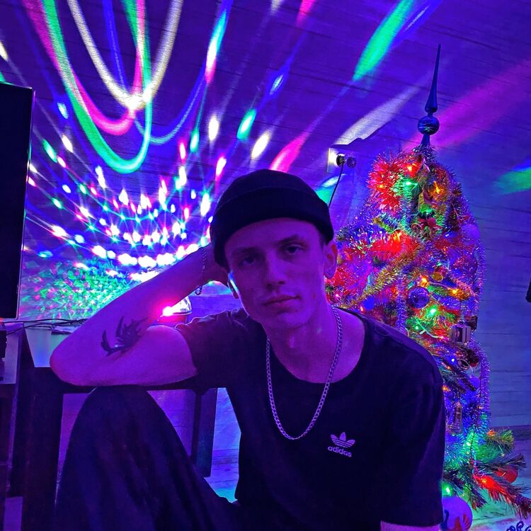  39343405  Volodya, 26 ,    