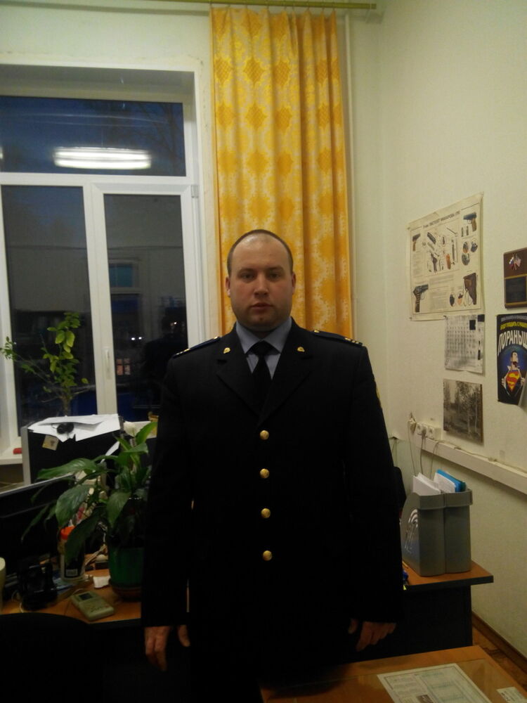  ,   Ivan, 42 ,  