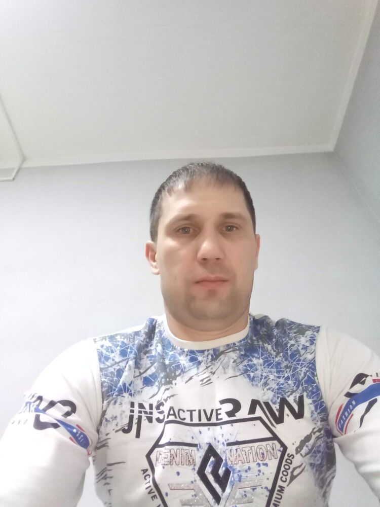  41990515  Miti, 40 ,    