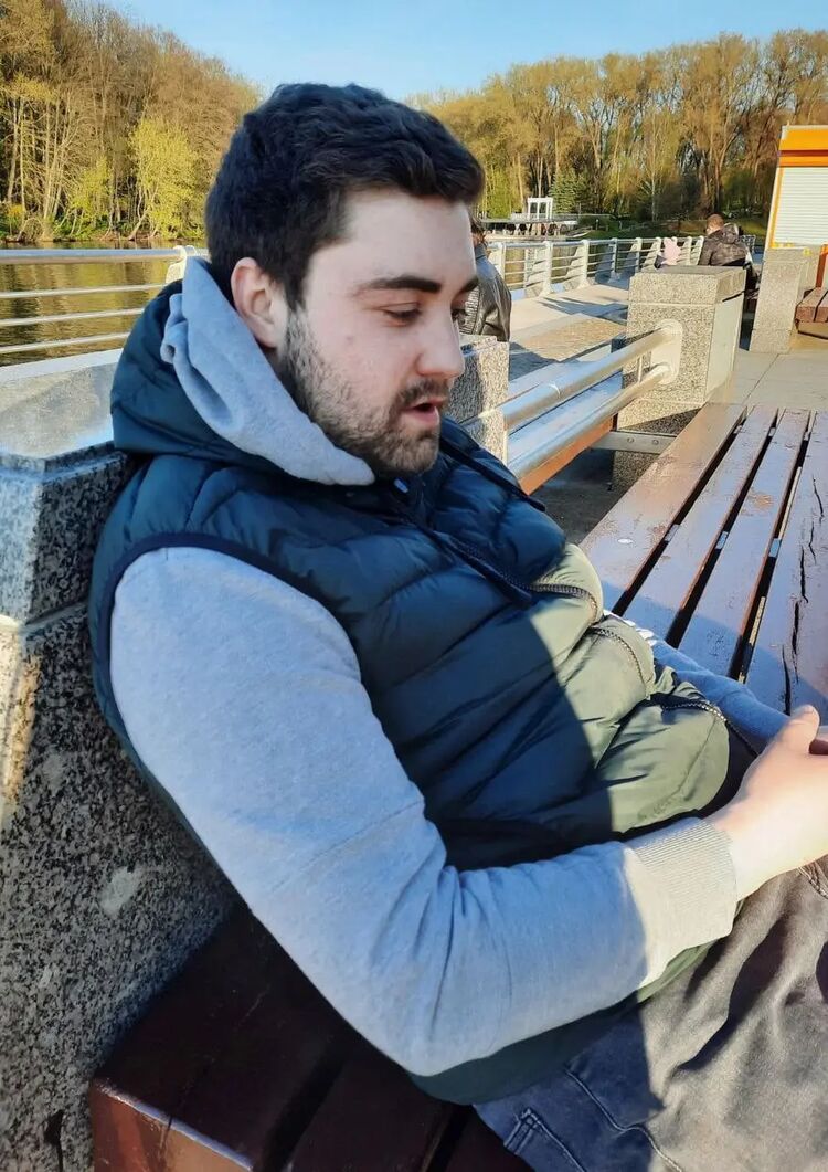  28683755  , 32 ,    