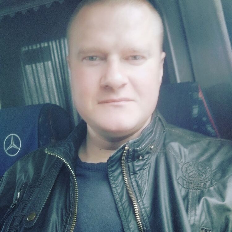  41277945  , 43 ,    