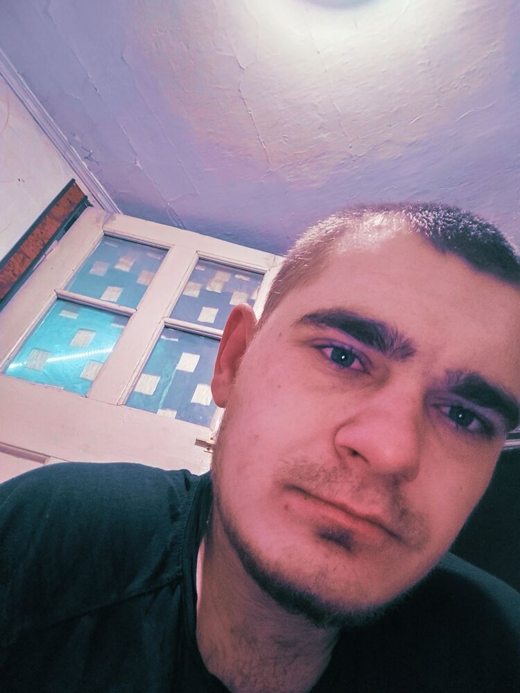  ,   Valentin, 25 ,   ,   , c , 