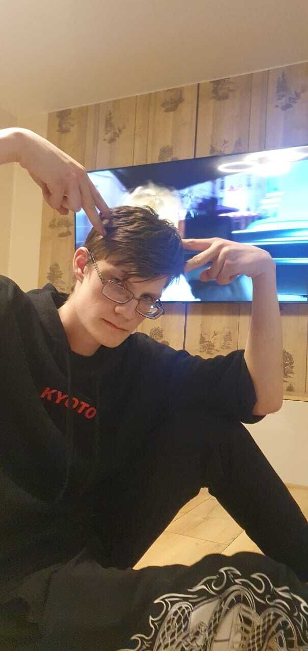  42408995  , 20 ,    