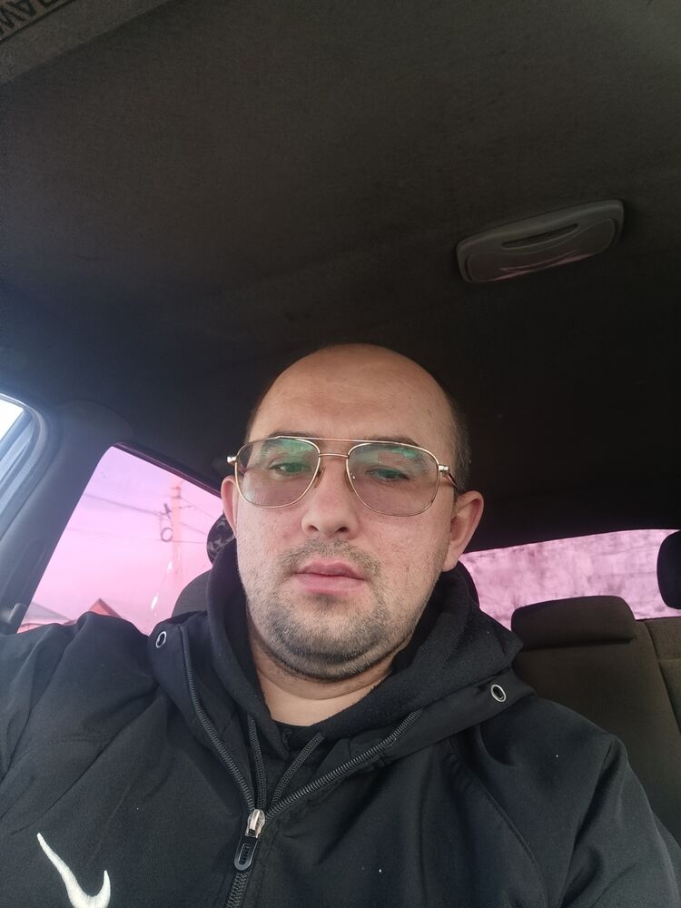  48415865  , 33 ,    