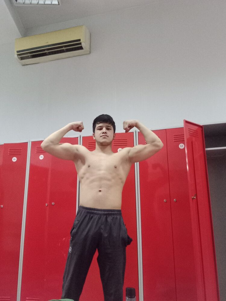  33580855  Azik, 23 ,    