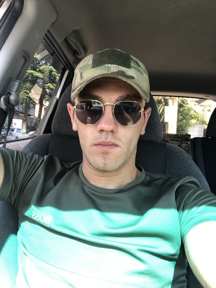  ,   Almas, 26 ,   ,   