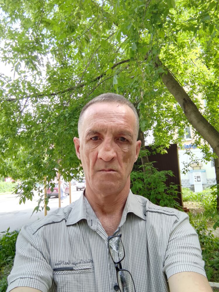  45330795  , 52 ,    