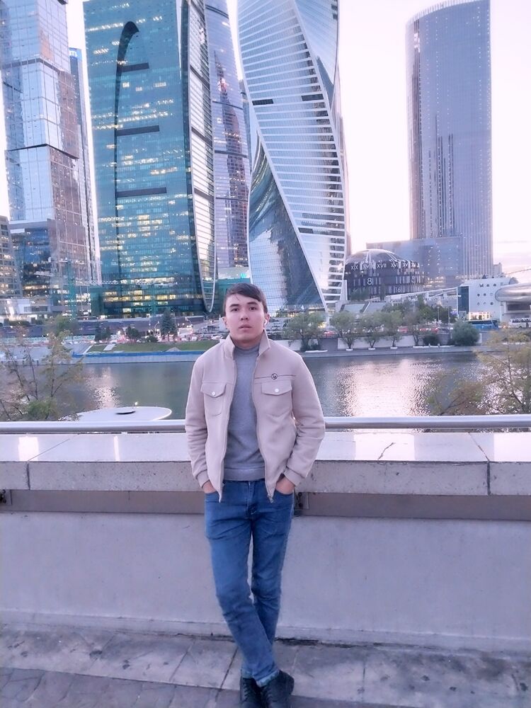  ,   Ali, 24 ,   ,   