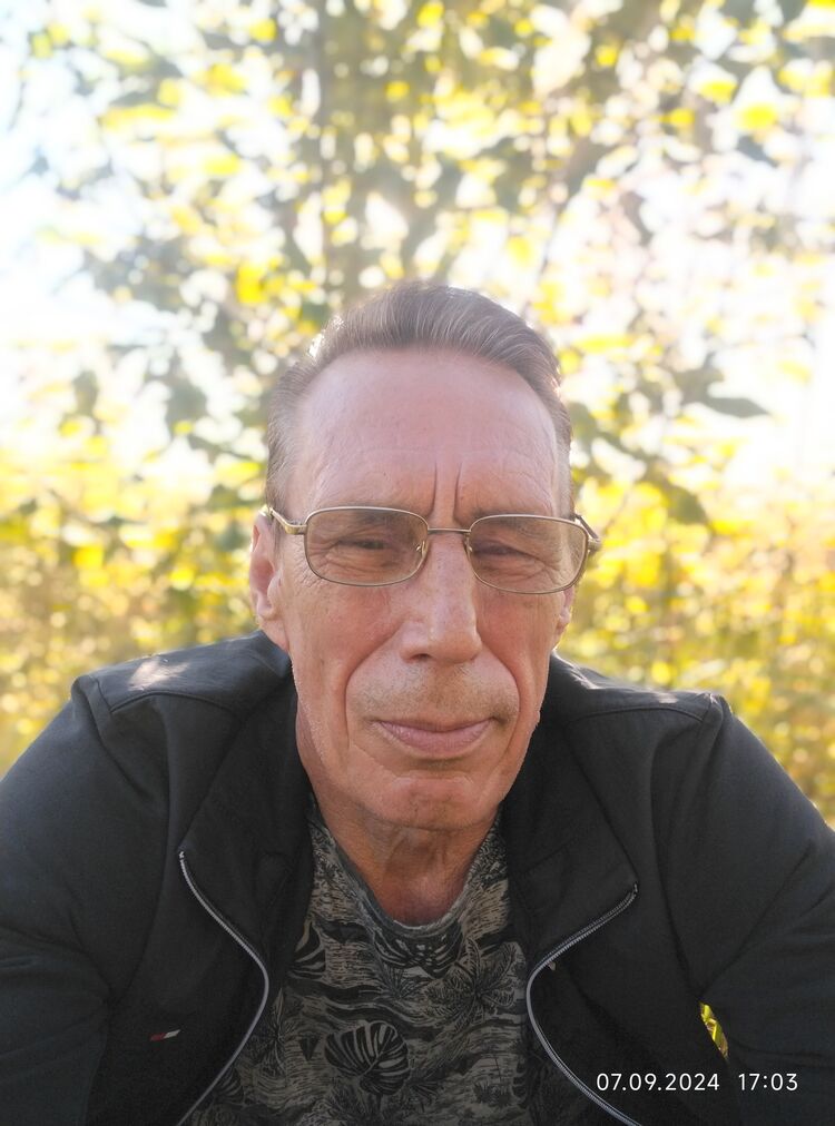  46898695  Vladimir, 64 ,    