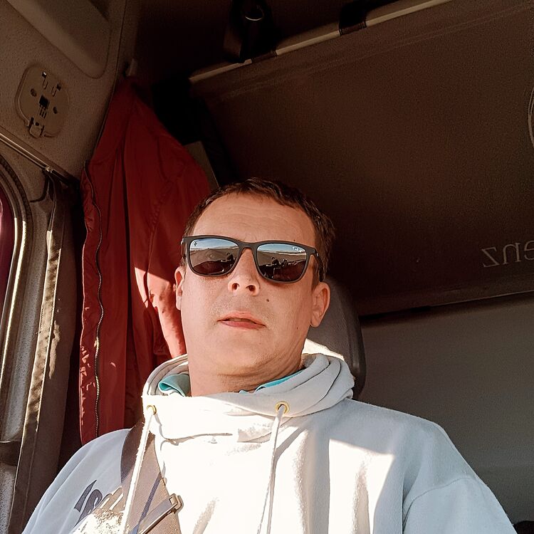  48018595  , 43 ,    