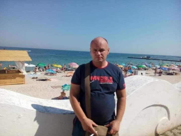  21908415  Aleksandr, 43 ,    