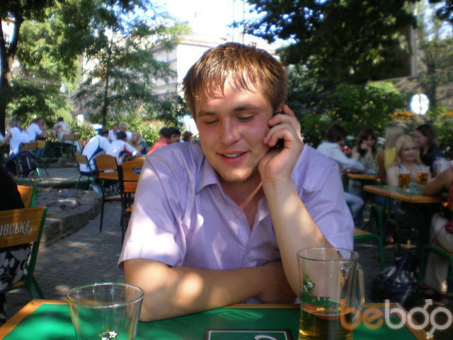  644885  Bonik22, 36 ,    