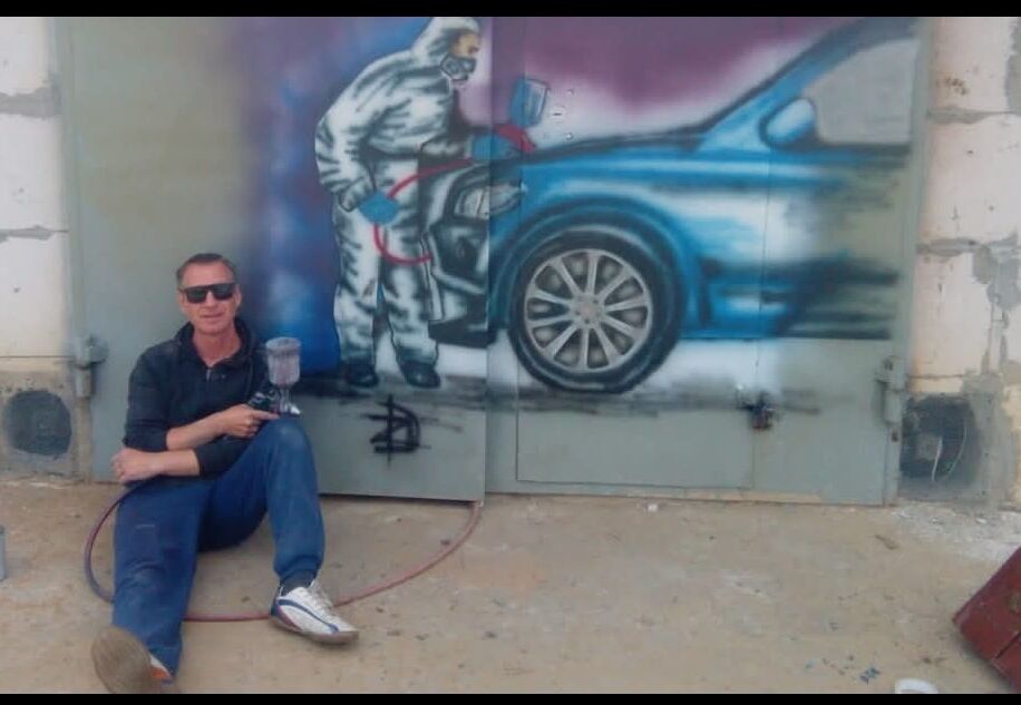  49852915  Dmitry, 50 ,    