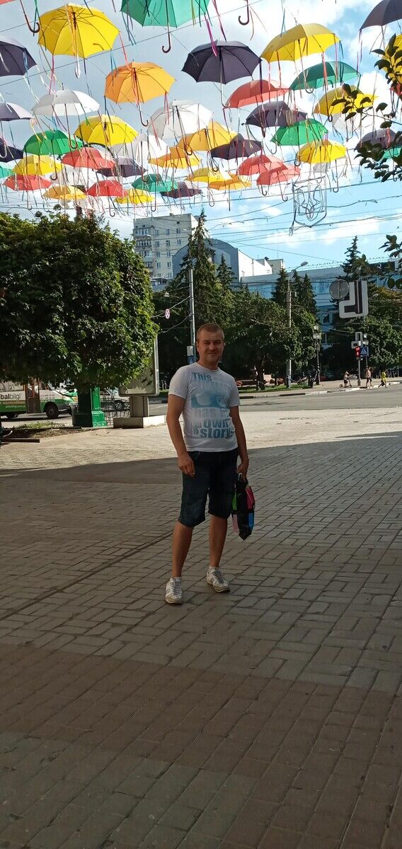  ,   Alex, 40 ,   ,   , c 