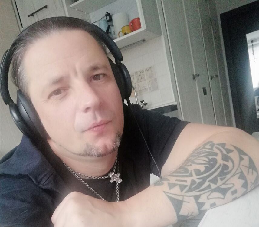  -,   , 47 ,   ,   