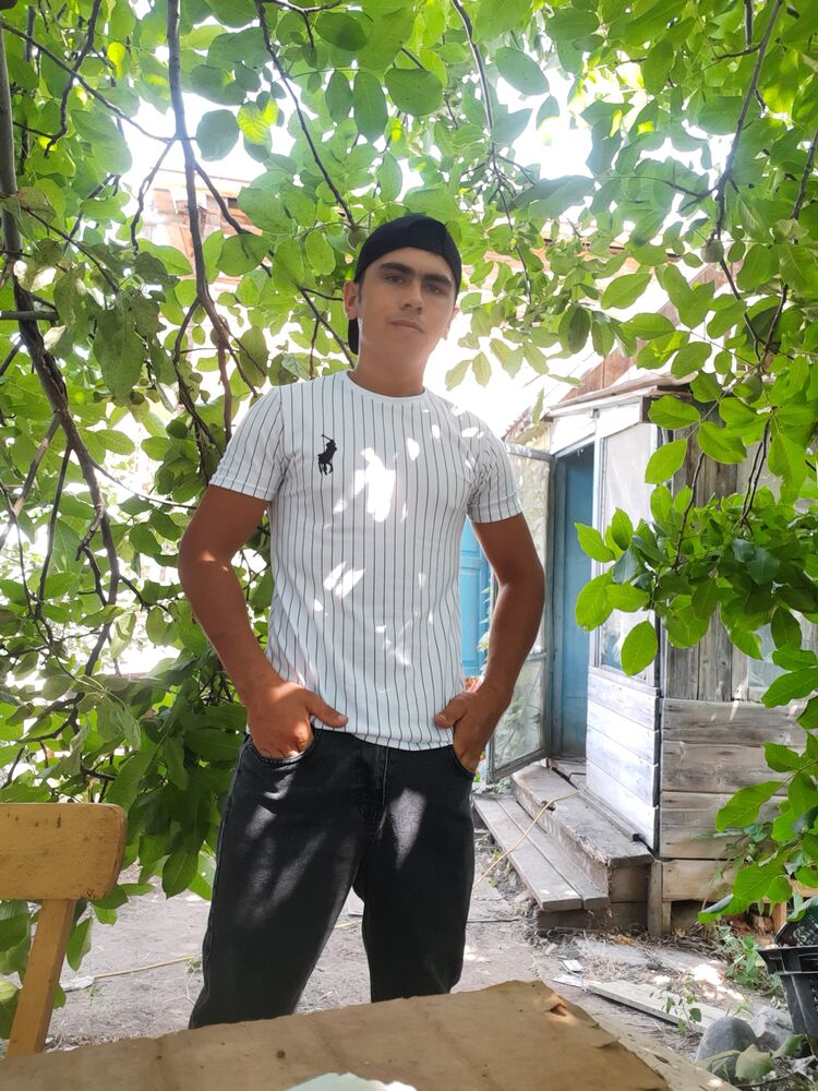  Novy,   , 25 ,   ,   