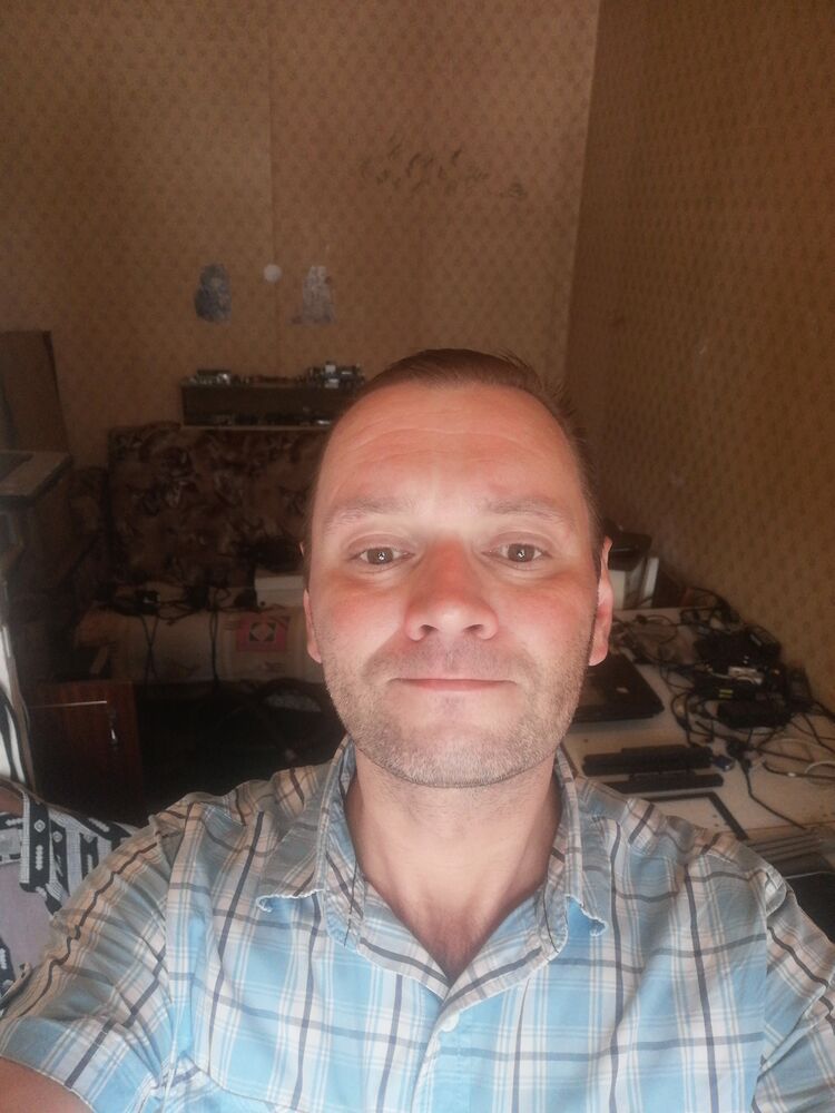  43793005  , 44 ,    --