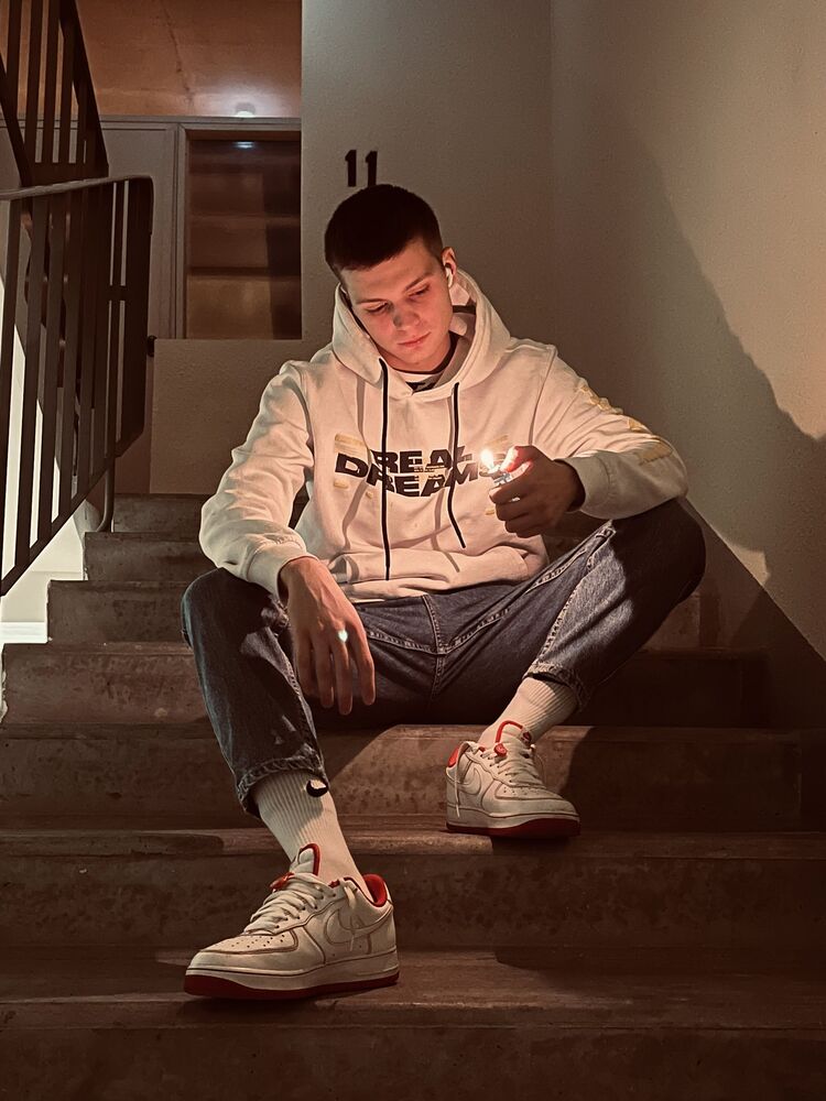  ,   , 24 ,   ,   