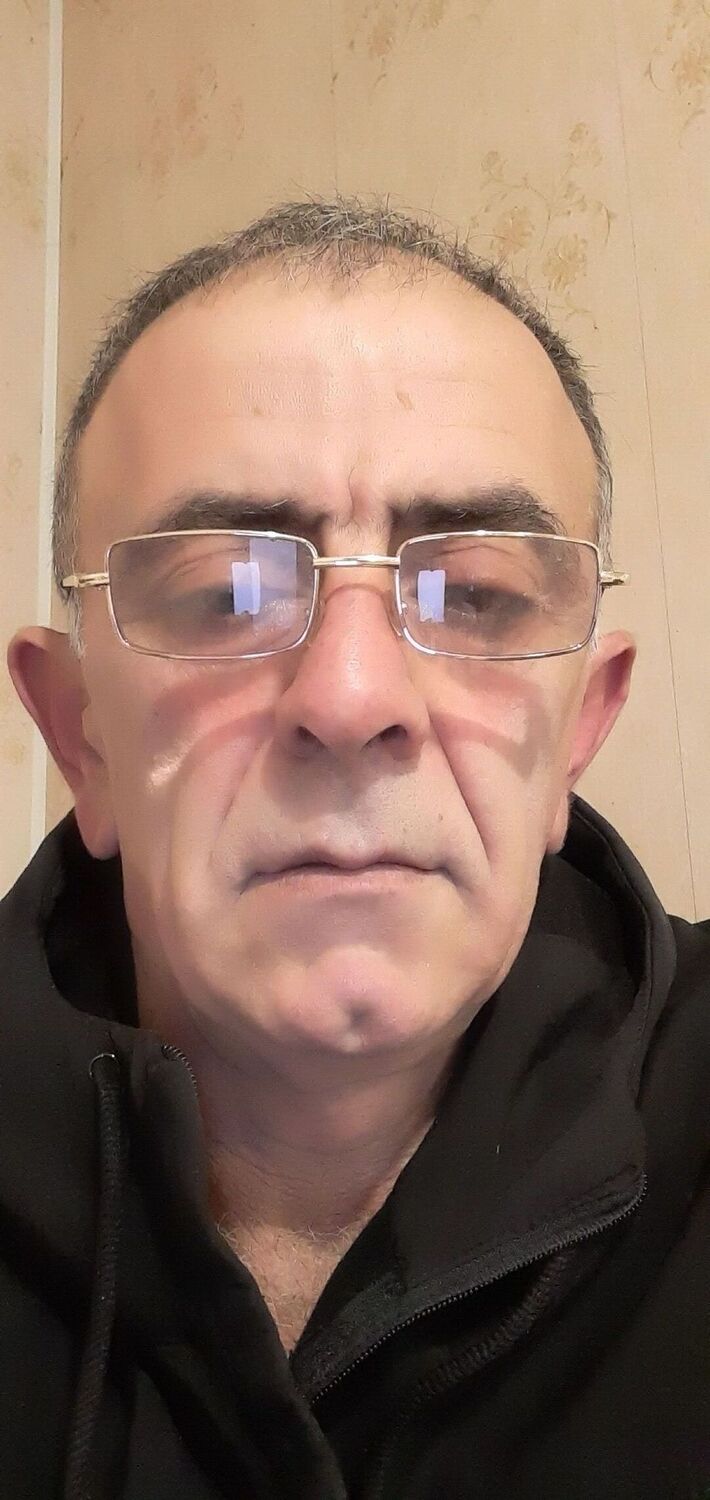 ���� 54756465 ������� Ando, 52 ����, ���� ���������� � �����